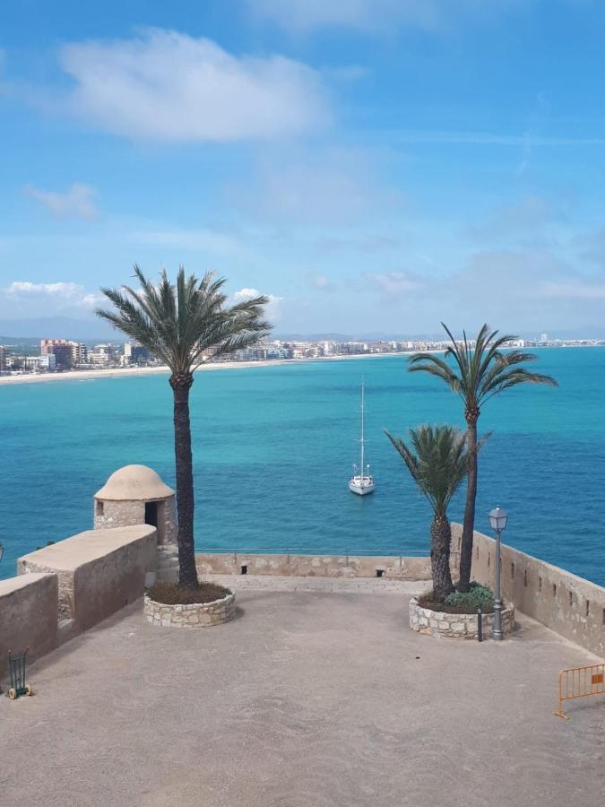 Charmant Appartement Avec Vue Sur Le Chateau De Peniscola Luaran gambar